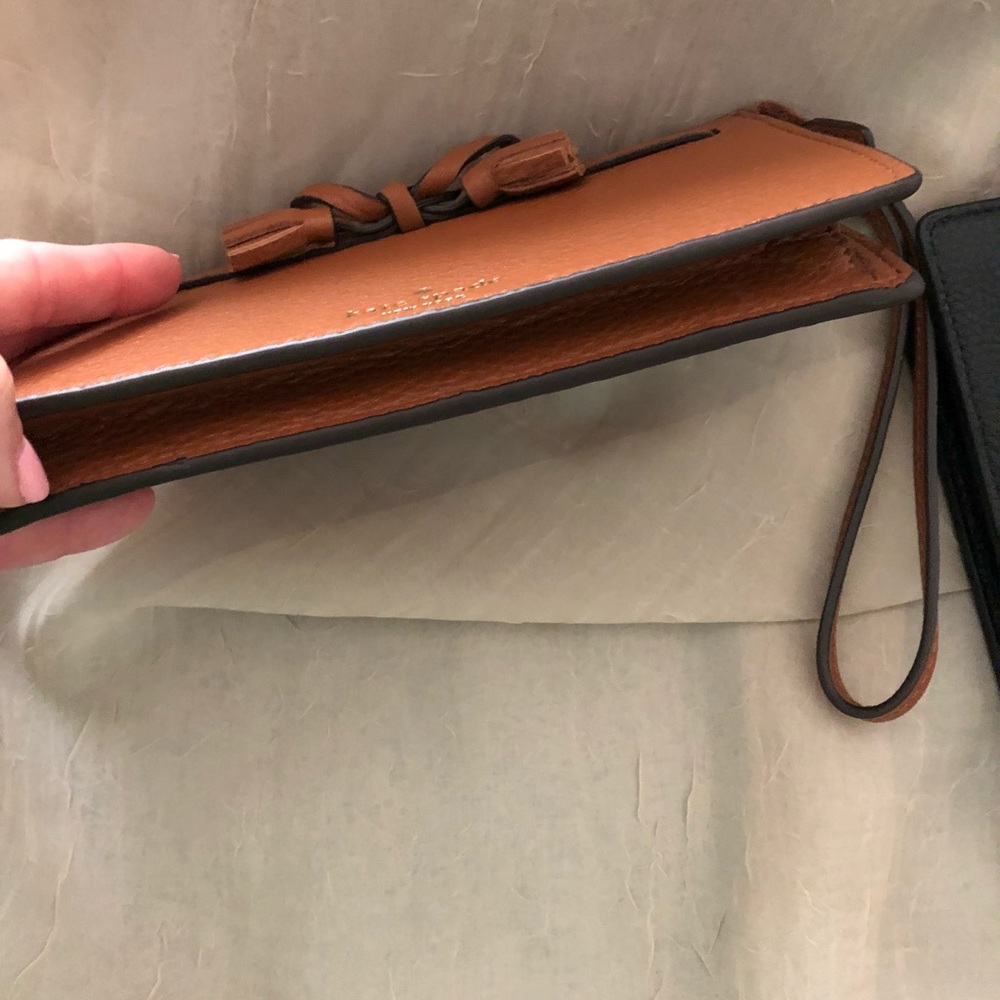 Kate Spade Hayes Wristlet/Clutch NWT - Picture 6 of 7